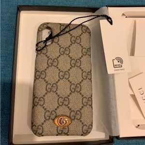 GUCCI GG CANVAS IPHONE CASE